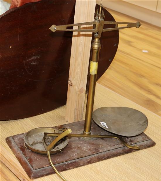 A set of brass scales H.48cm.